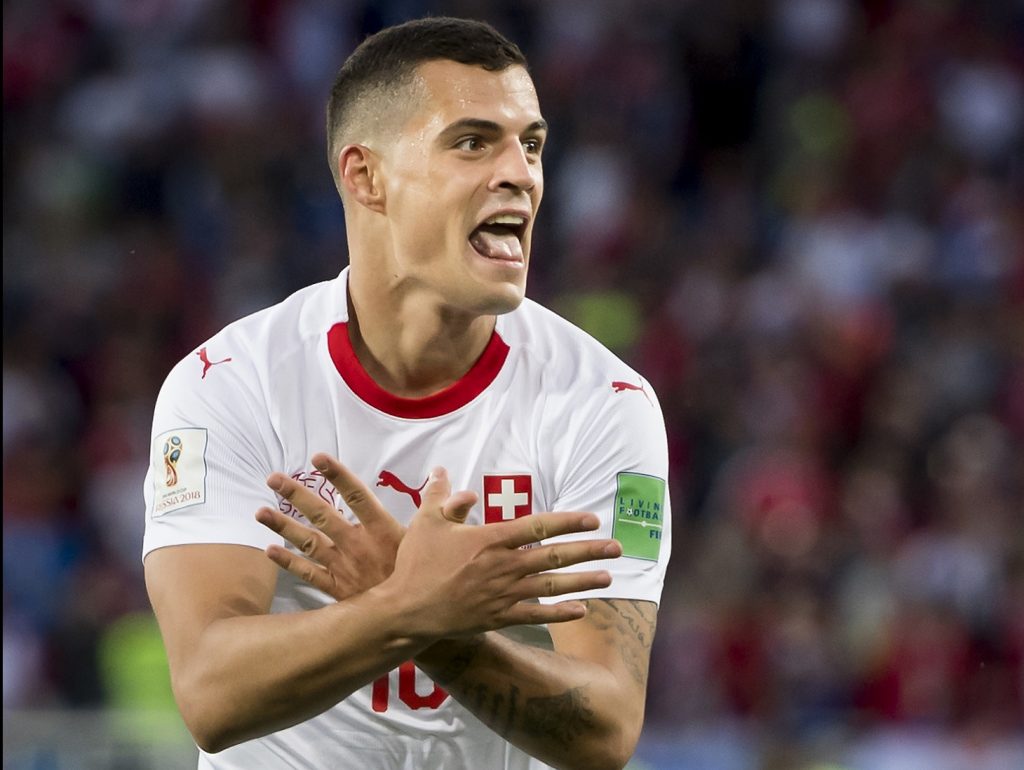 OZBILJNO UPOZORENJE Džaka bi mogao da ostane bez kapitenske trake: Ne smeš da pokazuješ korene!