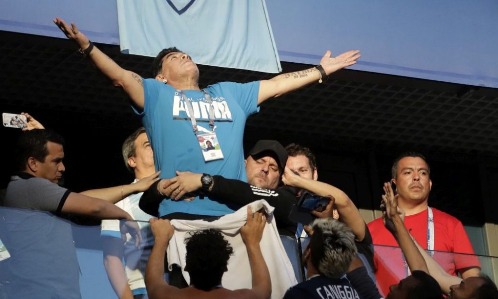 ARGENTINCI SKRENULI S UMA „Pošaljite Maradonino srce na Mundijal! Ako Bog da, biće pored trofeja“…