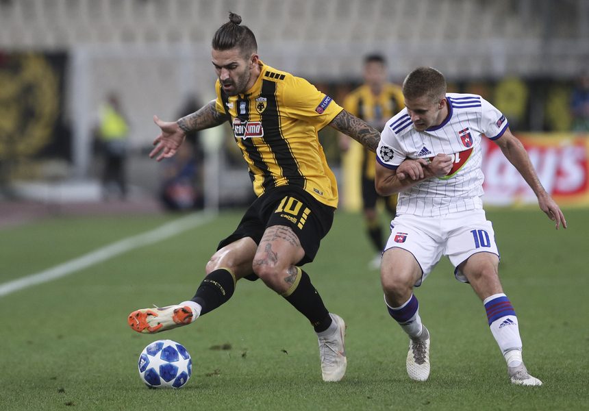 HAOS NA TRENINGU HRVATA Navijači reprezentativcu vikali da je đubre, on želeo da se obračuna