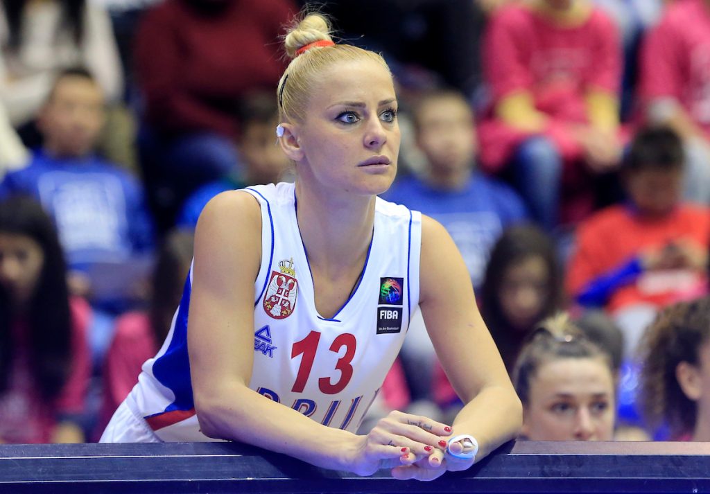 Milica Dabović: Nekada si se klela u Partizan!