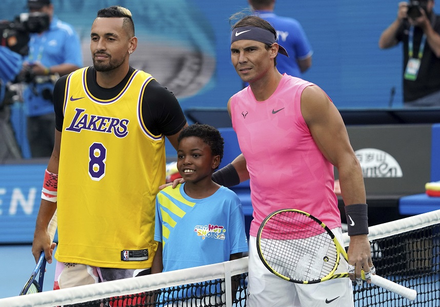 KIRJOS OTVORIO NOVE FRONTOVE Nerviraju me ljudi kao što su Nadal i Cicipas, evo šta bi Rafa vikao da je na Novakovom mestu…