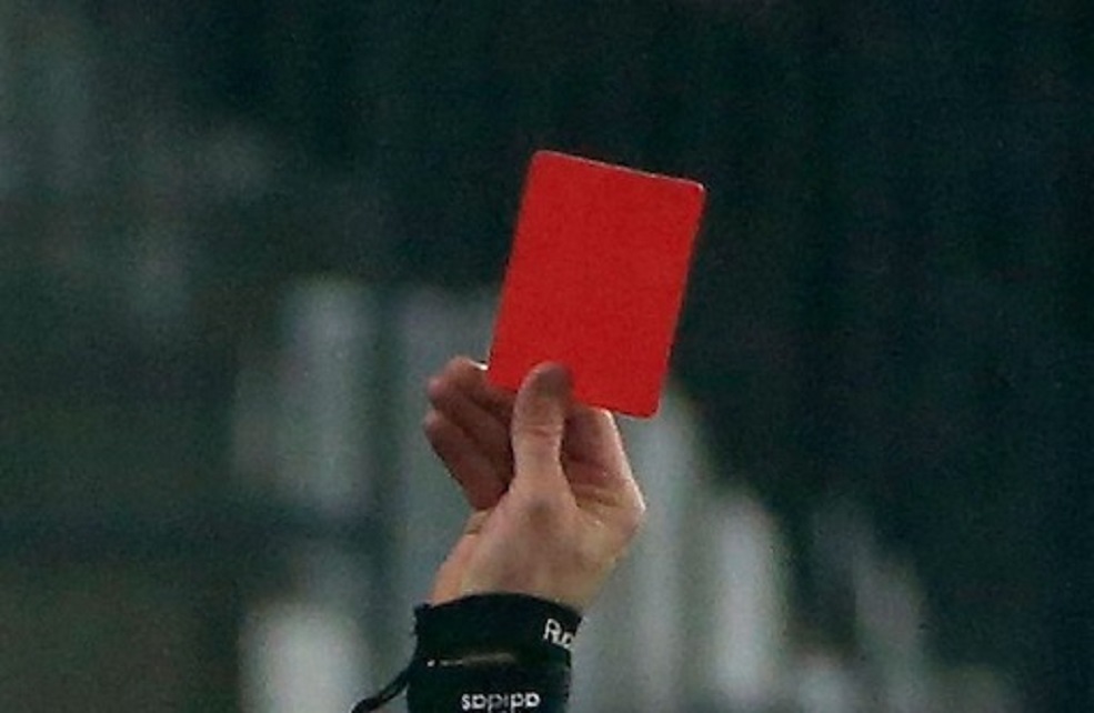 Kratak fitilj: Crnogorski fudbaler suspendovan 17 mečeva, pa opet napravio incident (VIDEO)