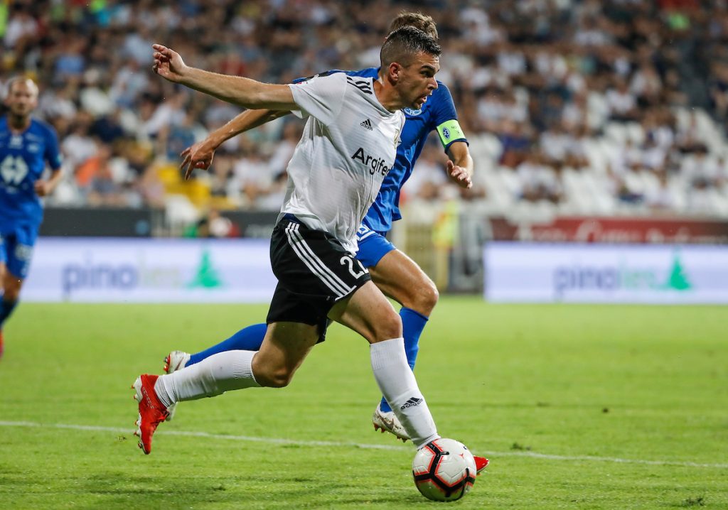 NAPUSTIO JEDAN OD NAJVEĆIH SRPSKIH GRADOVA U DIJASPORI Čekao Partizan, pa izabrao bogat ugovor!