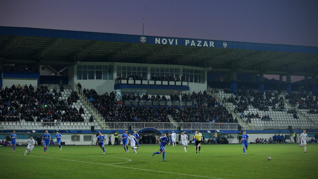 KAO U KUĆI „VELIKOG BRATA“ Novopazarci odlučili da stanu na put huliganima (FOTO)