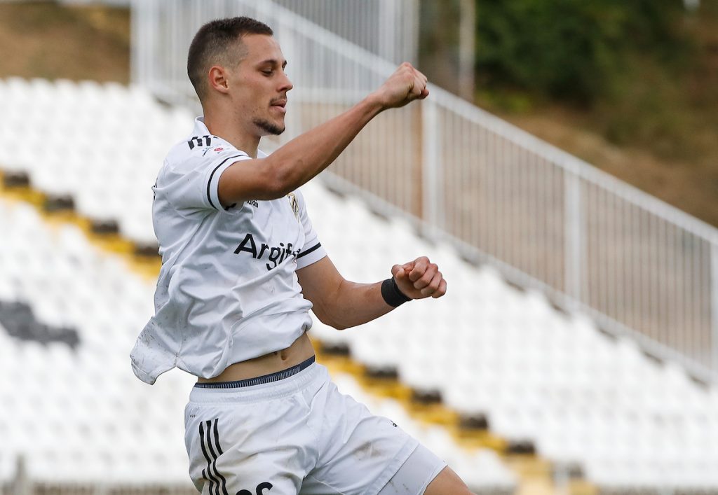 PRVENAC U DRESU NOVOG KLUBA Lep gol Srbina u Češkoj (VIDEO)