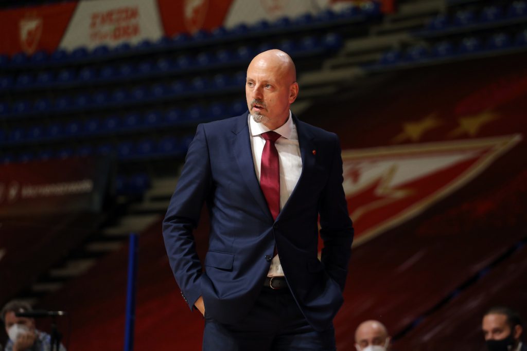 OBRADOVIĆ: Svako plaća ulaznicu da se ponaša kako hoće! Svi znaju o kome se radi…