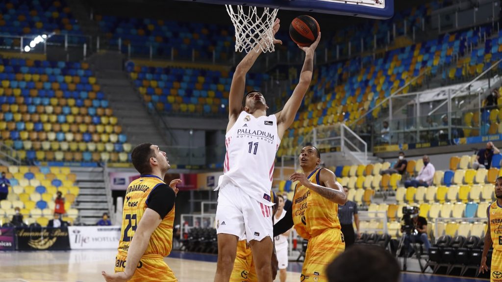 VUKČEVIĆ JE ZA „DŽ“ DOŠAO U PARTIZAN Međutim ovaj detalj se neće svideti „grobarima“, a vezan je za odlazak u NBA