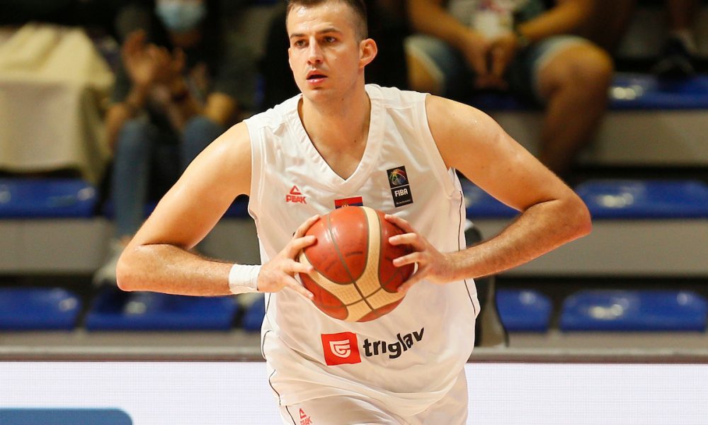 BJELICA SE OGLASIO EMOTIVNIM SAOPŠTENJEM Nikoga nije zaboravio, posebno se zahvalio srpskim trenerskim legendama (VIDEO)