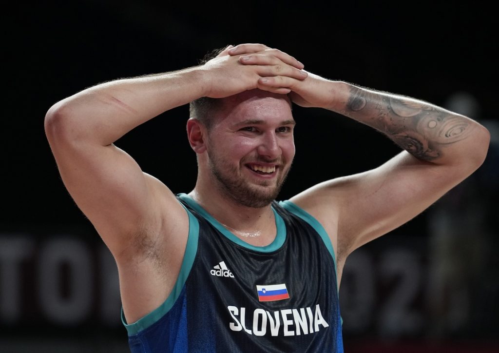 Skandal kakav ne pamti ABA liga! Dončić gledao kako izbacuju košarkašku legendu