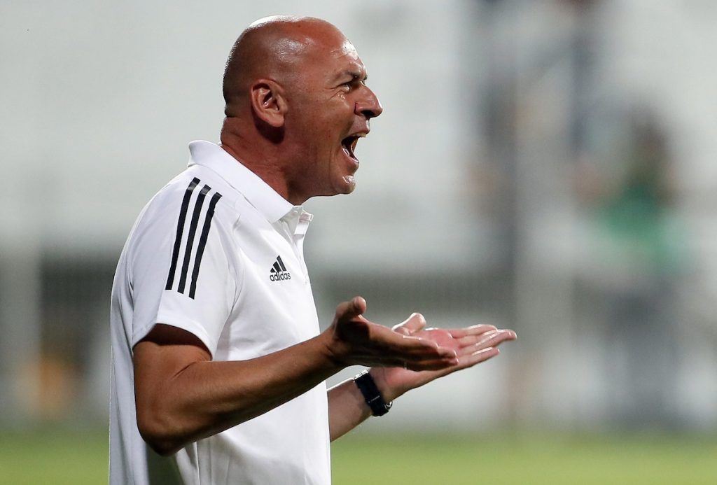 ĐORĐEVIĆ PRED SMENOM Legenda Partizana blizu klupe mlade reprezentacije
