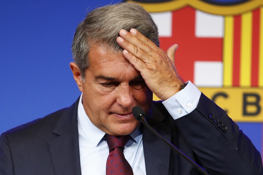SKANDAL Laporta pesnicama i nogama udarao u sedišta… Članove FS Španije nazvao kukavicama i ku***nim sinovima!
