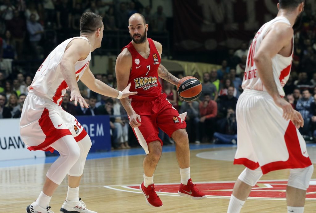 „HELENI“ DOBIJAJU NOVOG SELEKTORA Legendarni košarkaš seda na klupu reprezentacije Grčke