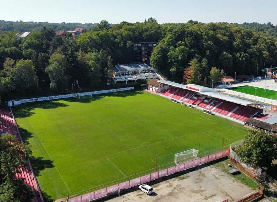 JEDINSTVO NIŽE POJAČANJA KAO NA TRACI Bivši fudbaler Sautemptona stiže na Ub! (FOTO)