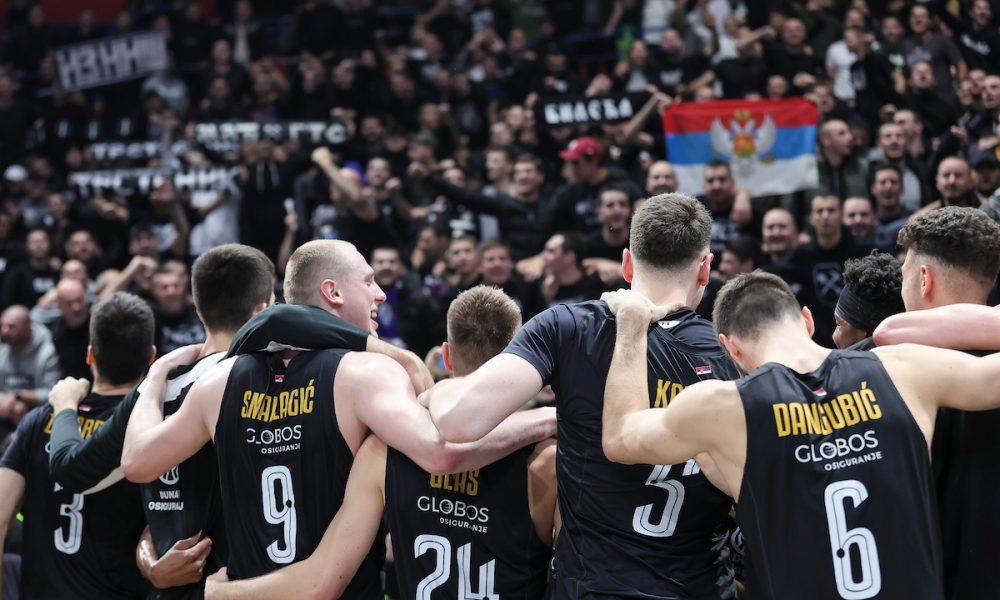 PESMA UPRKOS PORAZU! „Grobari“ bodrili igrače posle eliminacije iz Evrokupa! (VIDEO)
