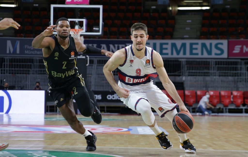 Marinković sjajan u Istanbulu, Efes poražen pred Partizan