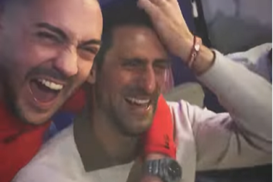 NOVAK ČUO VIC O SEBI PA ZAPLAKAO OD SMEHA Ne verujemo da bi se isti svideo Federeru, a pre svega Nadalu (VIDEO)