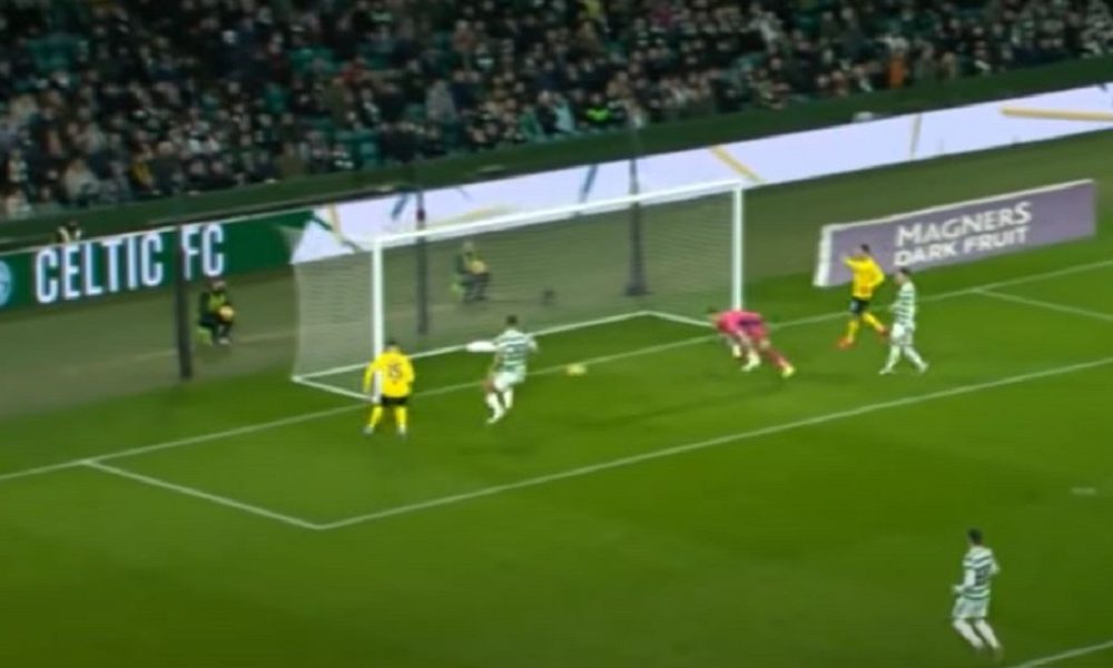IMAMO KANDIDATA ZA PROMAŠAJ GODINE Sa dva metra pogodio stativu (VIDEO)