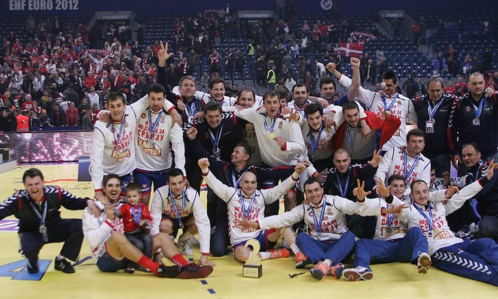 DESETOGODIŠNJICA Saopštenje srebrnih srpskih rukometaša: Na Svetog Savu grmelo kao nikad! Hvala svima