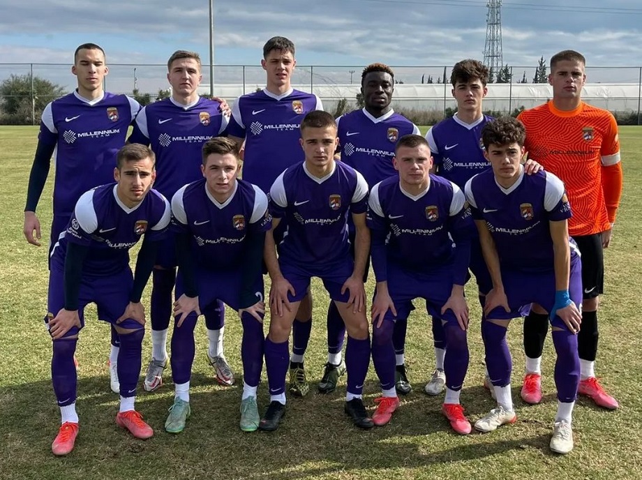 NAPAD NA SUPERLIGU Četiri bivša fudbalera Zvezde pojačala Grafičar (FOTO)