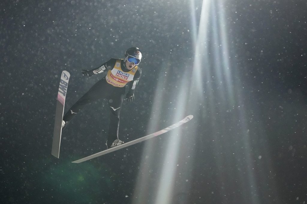 TURNEJA ČETIRI SKAKAONICE Japancu „zlatni orao“, ali ne i „grend slem“