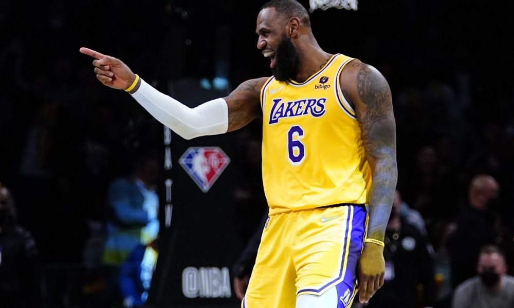 Lebron Džejms mašta o jednoj NBA utakmici sa sinom (VIDEO)