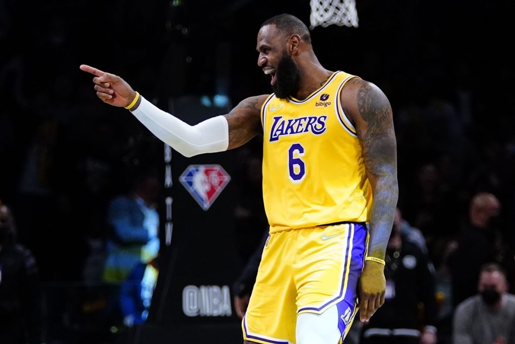Lebron Džejms mašta o jednoj NBA utakmici sa sinom (VIDEO)