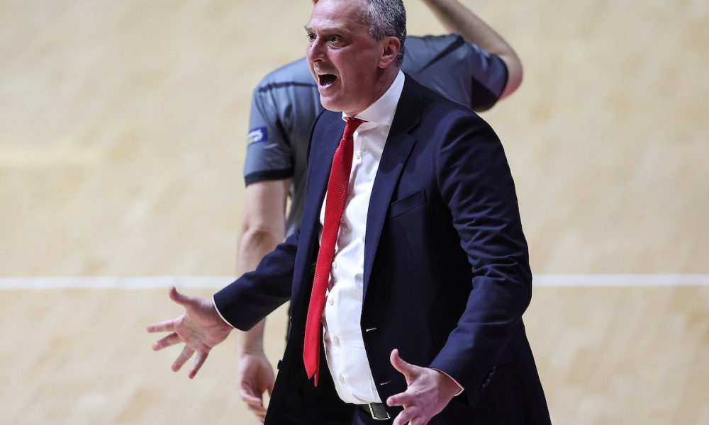 Da li je Radonjić najavio rastanak centra i Zvezde?