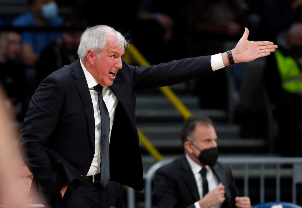 OBRADOVIĆ: Igramo brže, na tome insistiram