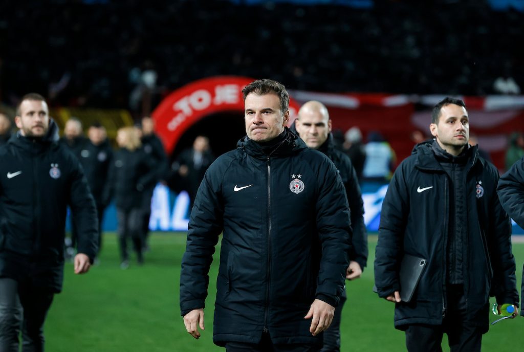 STANOJEVIĆ UDARIO NA VEČITOG RIVALA: Svi znamo kako Zvezda funkcioniše i sa čime se borimo! Mi nemamo igrača od dva miliona evra na klupi!