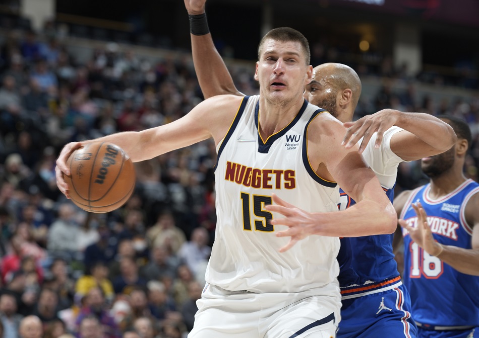 ZVEZDE IZABRALE Jokić u Lebronovom timu na Ol-staru
