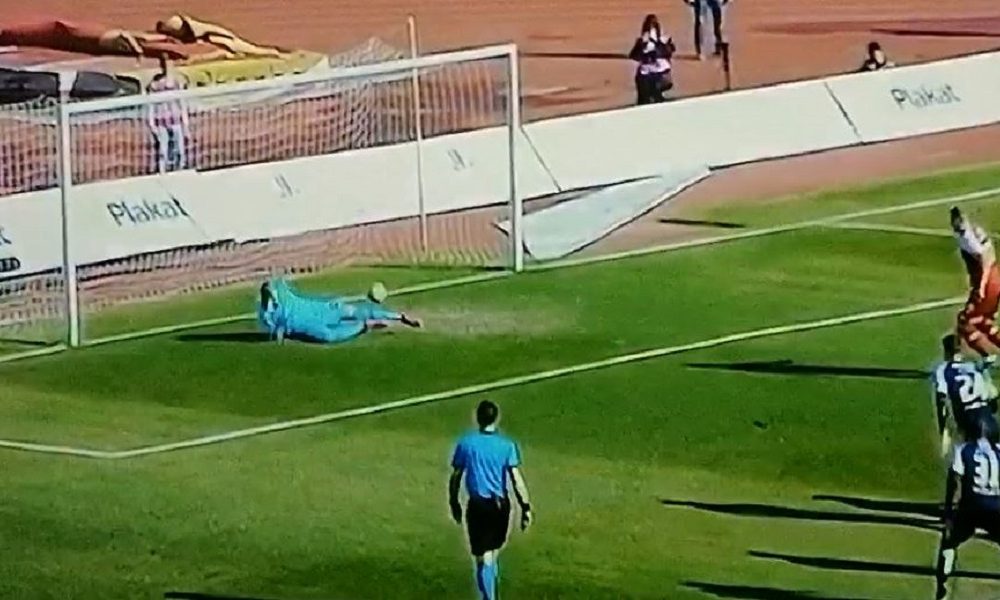 ZVEZDIN SPASILAC Borjan odbranio penal u Novom Sadu, neprecizan bivši fudbaler Partizana (VIDEO)