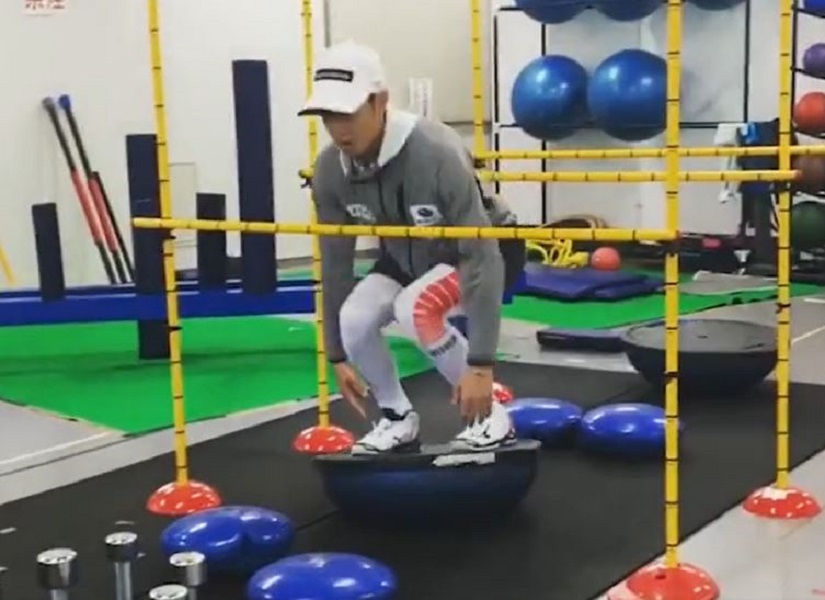 KAKO SE POSTAJE ŠAMPION? Zavirite na trening trenutno najboljeg skijaša skakača (VIDEO)