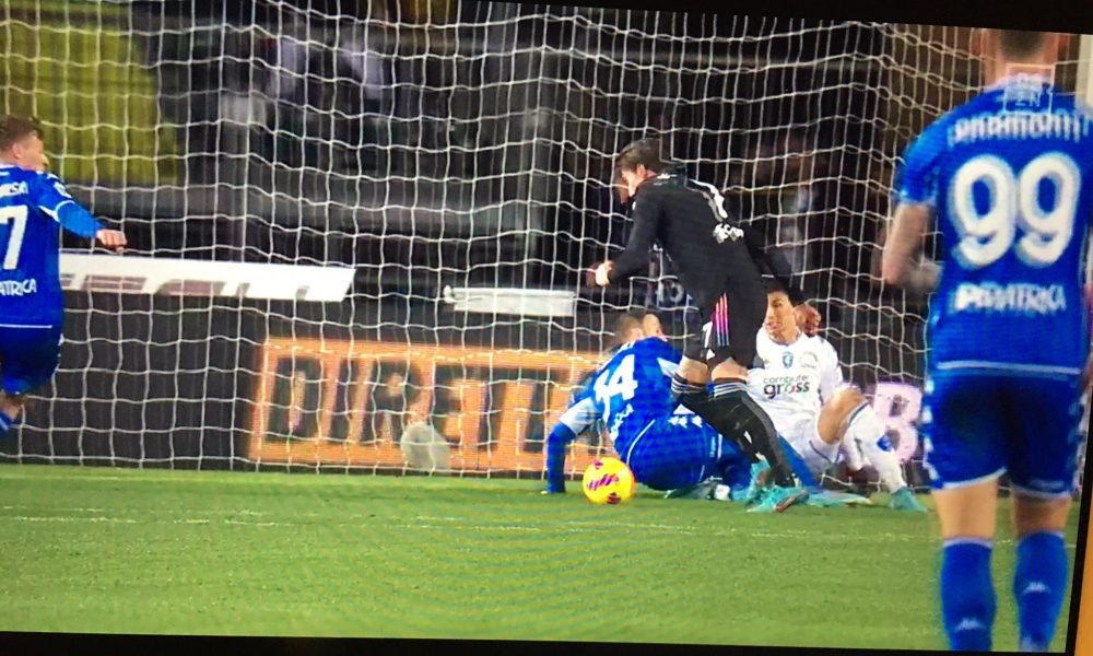 VLAHOVIĆ POSLAO ALBANCA PO BUREK Majstorija Srbina i 19. gol u sezoni (VIDEO)