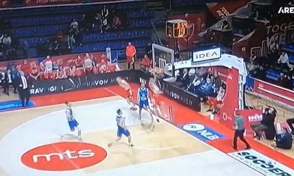 MAT U TRI POTEZA Akcija Zvezdinih košarkaša krunisana zakucavanjem Dobrića (VIDEO)