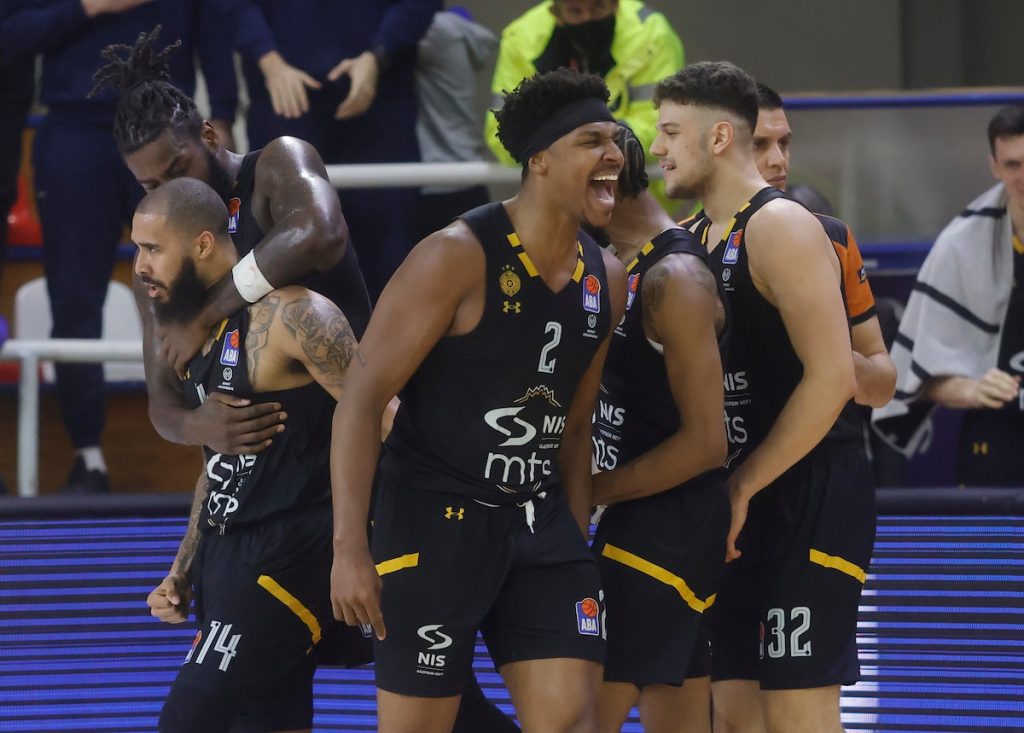 Partizan preživeo triler u Železniku!