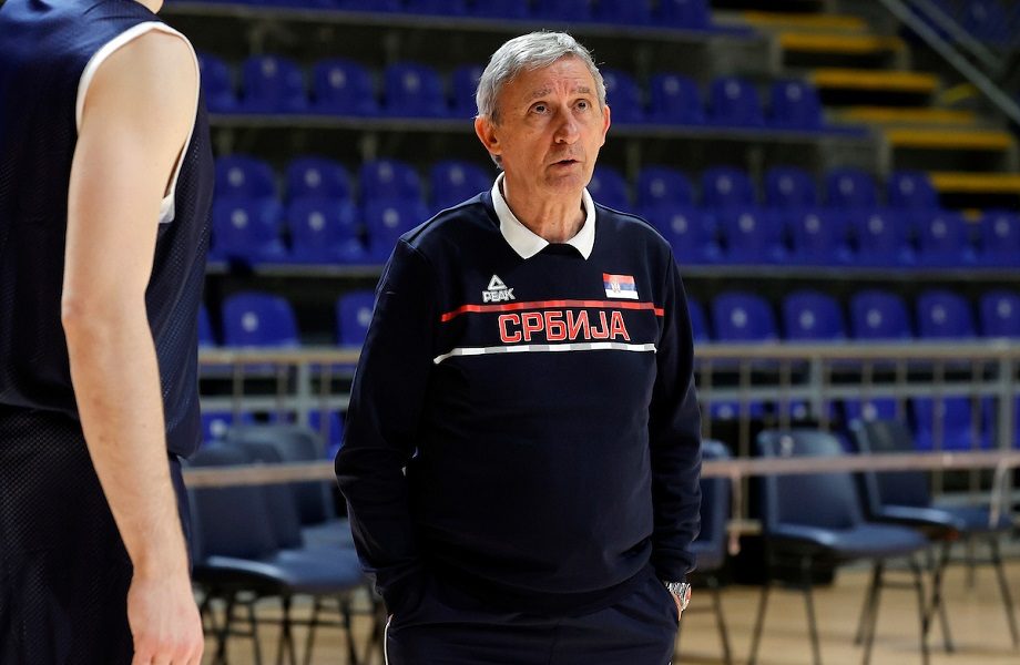 SRBIJA ZOVE Pešić putuje u Ameriku da razgovara sa reprezentativcima! Jedno ime posebno privlači pažnju…