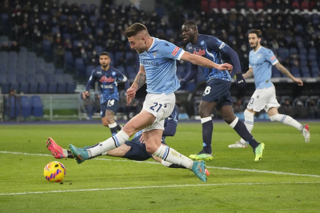 ITALIJANI NEŠTO ZNAJU Kežman kontaktirao svoj bivši klub oko Sergeja, Tarea direktno zvao trener!