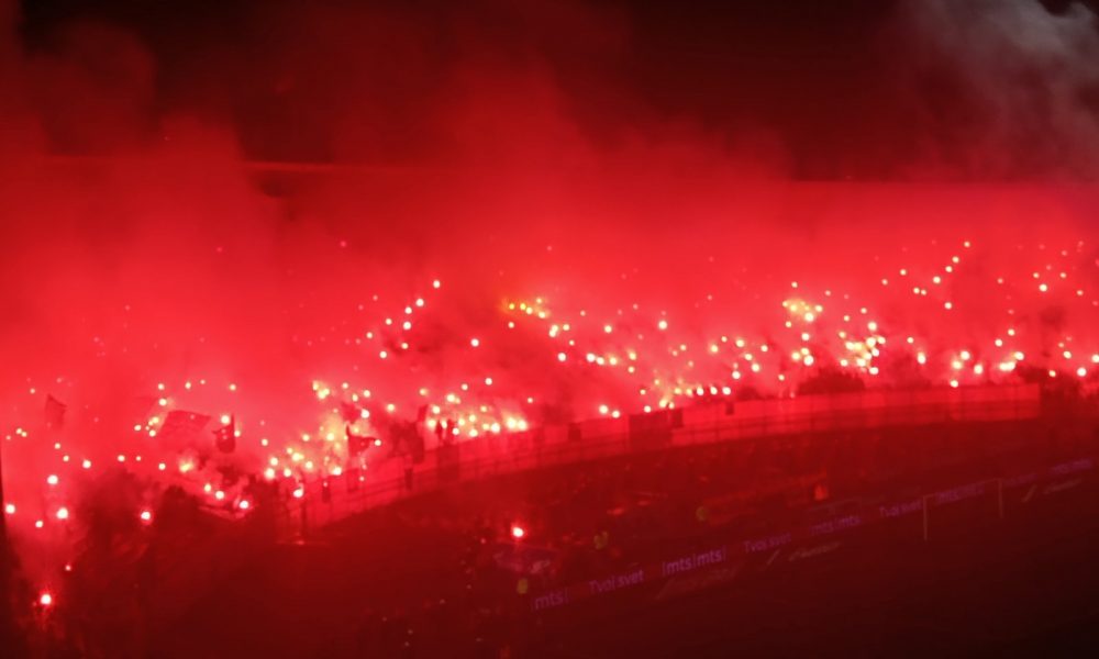 POČELO DRUGO POLUVREME Bakljada „delija“ za nastavak fešte, „grobari“ im se revanširali (VIDEO)