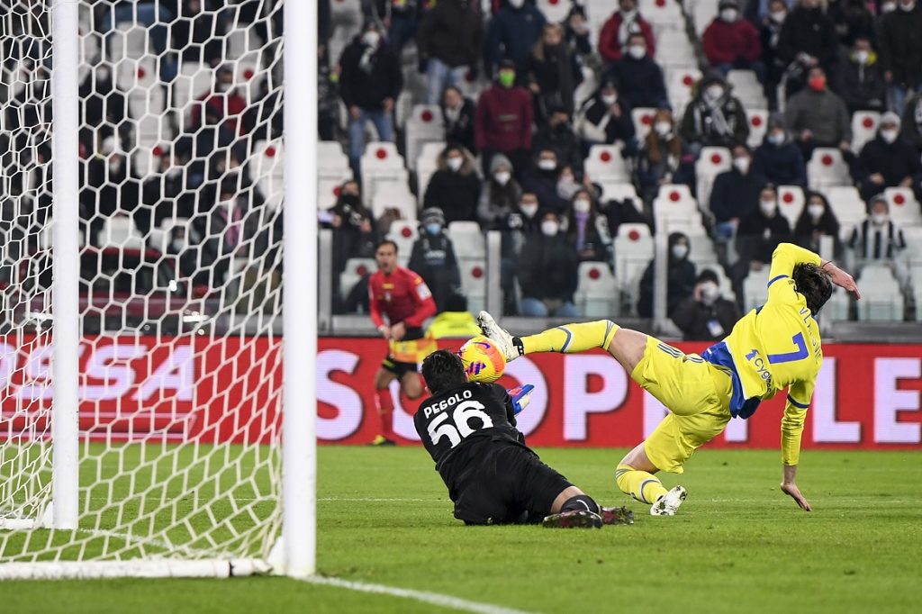UPORNOST SE ISPLATI Vlahović doneo pobedu Juventusu na Sardiniji! (VIDEO)