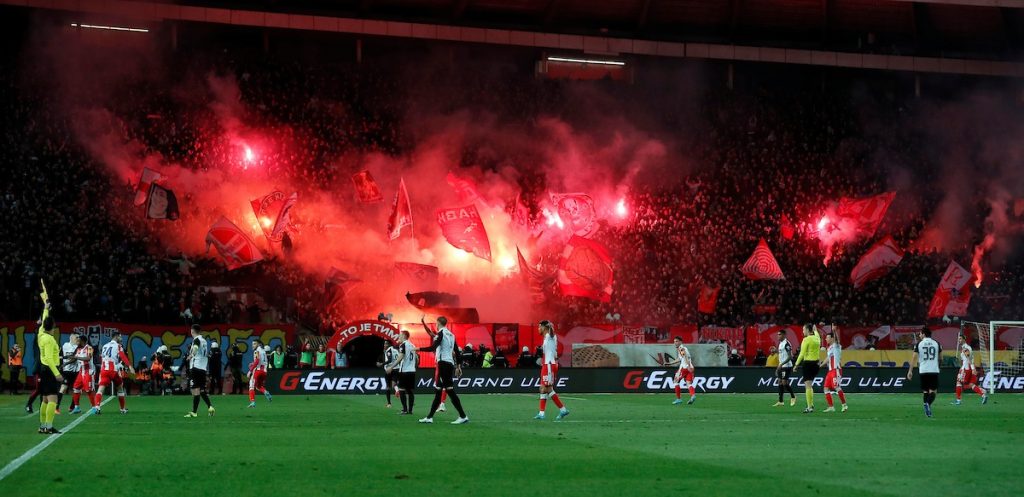 TRKA ZA TITULU Zvezda ima bodovnu prednost, Partizan manje „mina“ i samo jedan izlazak iz Beograda! Derbi donosi titulu ili zakuvava čorbu…
