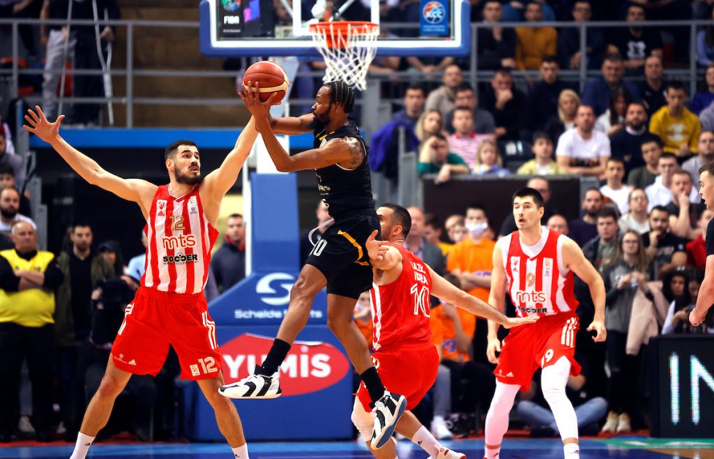 SAZNAJEMO Igre na dan derbija… Partizan isterao Zvezdu iz Pionira!