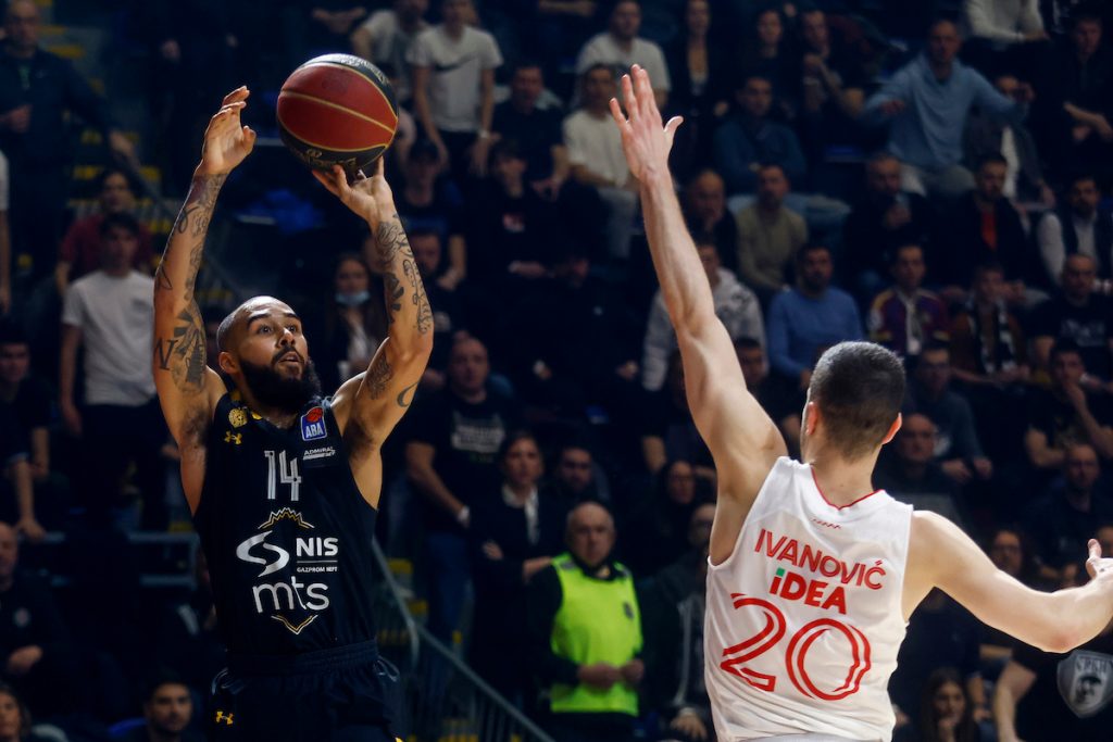 EVROLIGA 2022/23 Zvezda nema sigurno mesto, Partizan ima velike šanse za specijalnu pozivnicu… Šest aduta na strani crno-belih