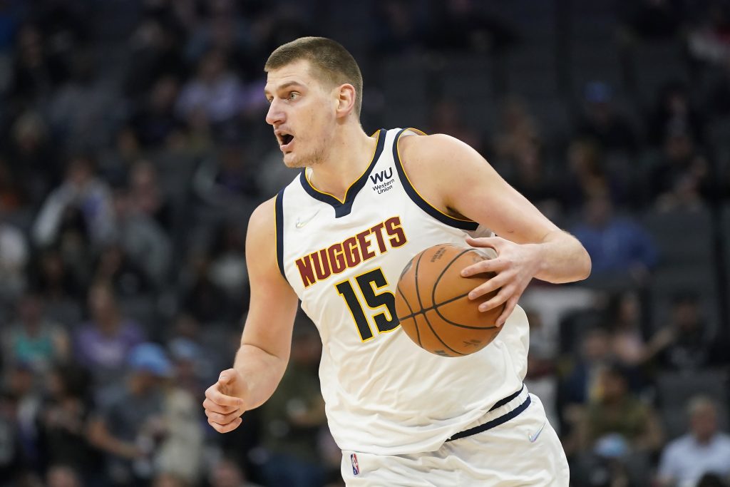 Ko je bolji: Jokić ili Divac?