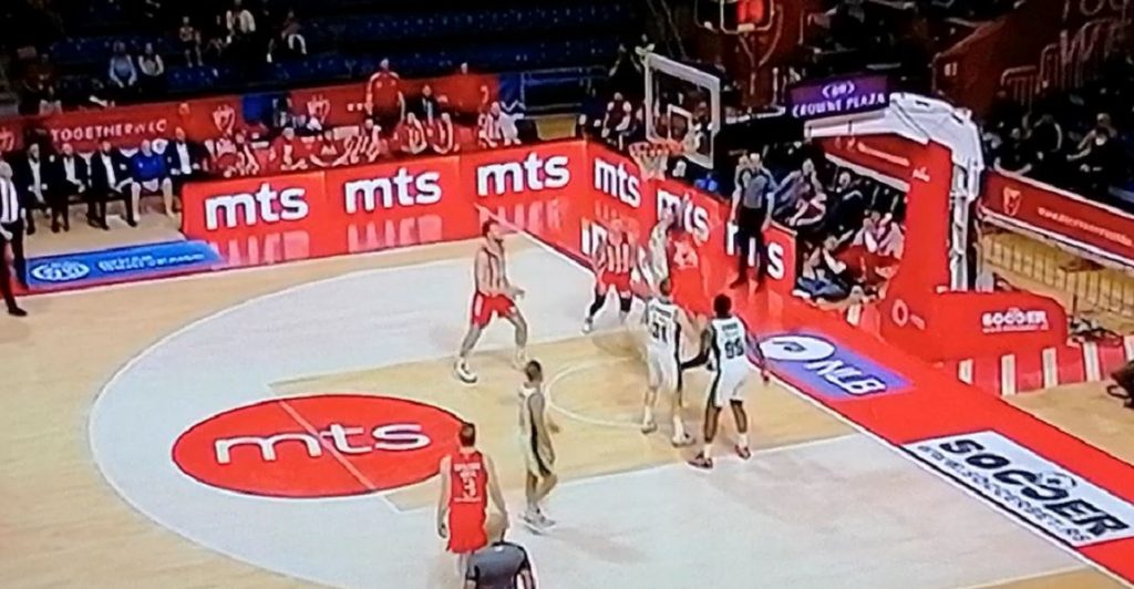 Sin Zvezdine legende postigao prve poene u seniorskoj karijeri (VIDEO)