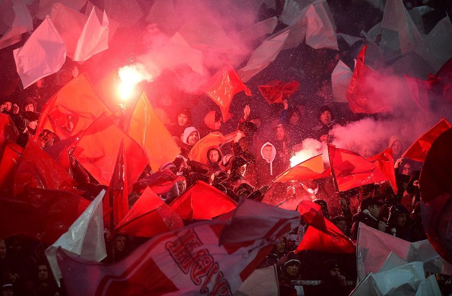 GOREO JE SEVER „Delije“ spektakularnom bakljadom obeležile 77. rođendan Crvene zvezde (VIDEO)