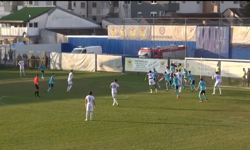 „BOŽIJA RUKA“ U BAČKOJ PALANCI Ivelja kao Maradona, namestio gol rukom, svi videli sem sudije (VIDEO)