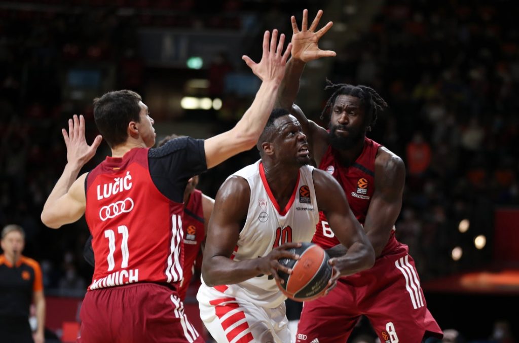 ŠTA OVO ZNAČI ZA ZVEZDU? Bajern u rafalnoj paljbi pao pred Olimpijakosom