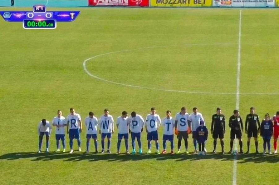 Hteli da pošalju antiratnu poruku, pa postali hit dana (FOTO)