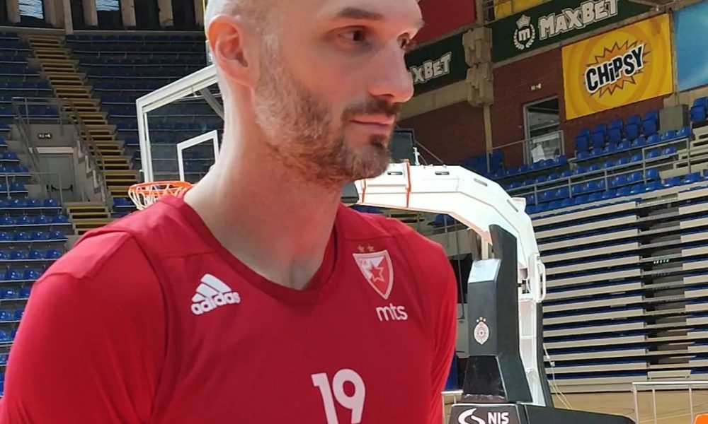 Simonović pred Barselonu: Idemo na megdan najboljoj ekipi u Evroligi! (VIDEO)