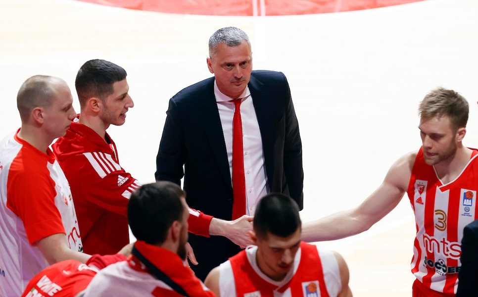 Radonjić objasnio kada se Lazić i Holins vraćaju na teren